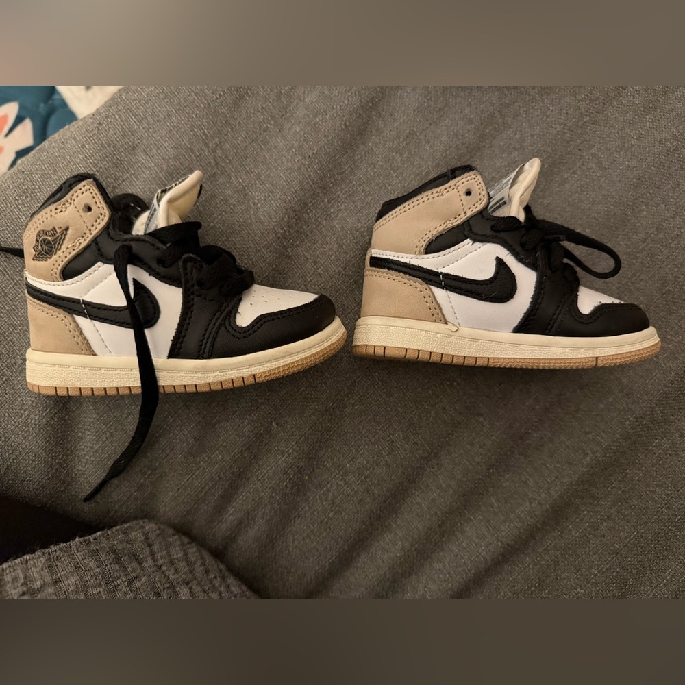 Baby nike Jordan 1 lattes